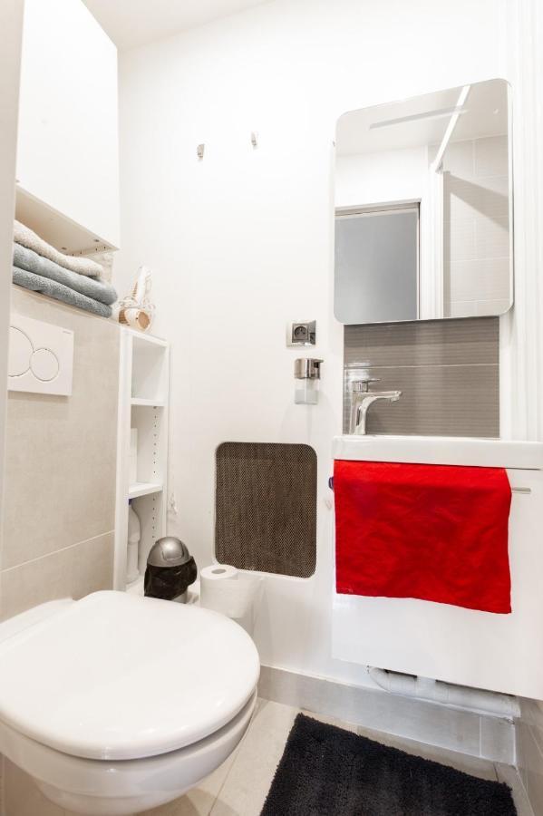 Studio A Paris Et Desinfection Rigoureux Du Logis Bagian luar foto